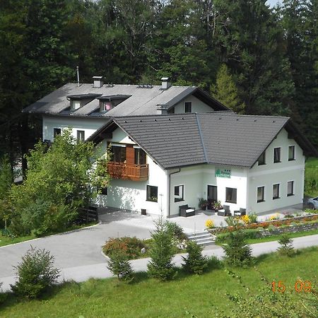 Pension Wanderruh Grünau im Almtal エクステリア 写真