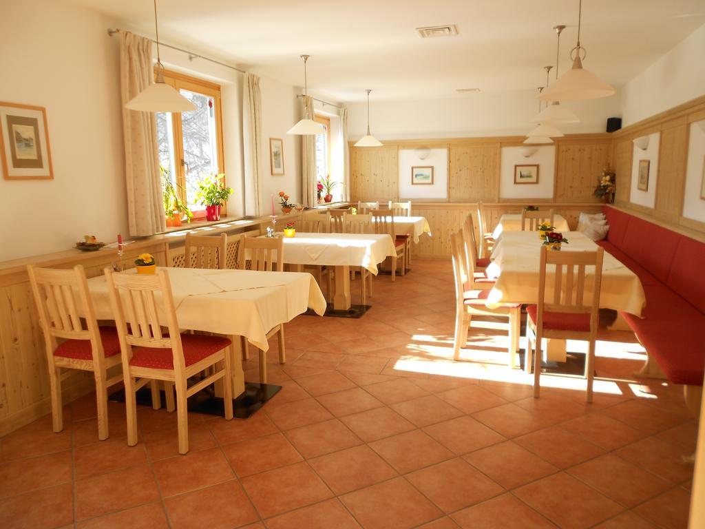 Pension Wanderruh Grünau im Almtal エクステリア 写真